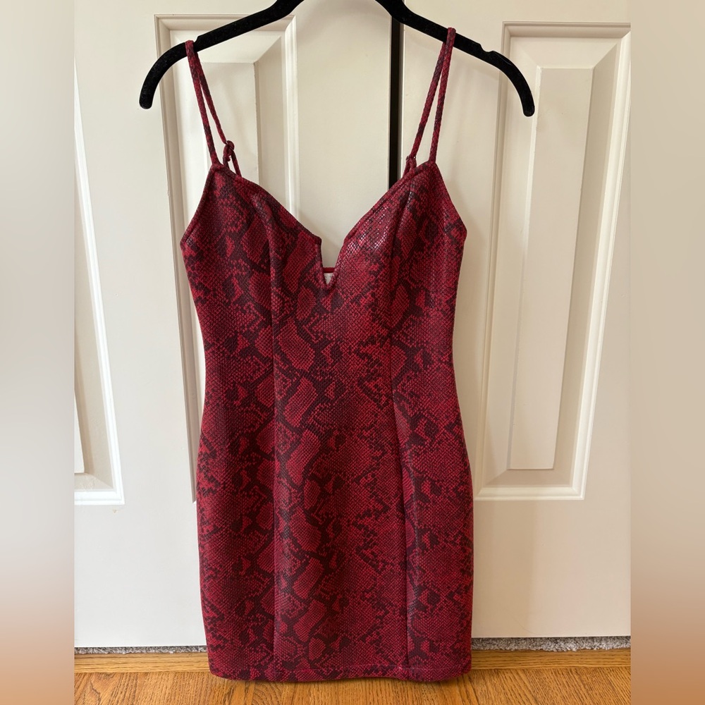 ASTR the label Red Snake Print Mini Dress